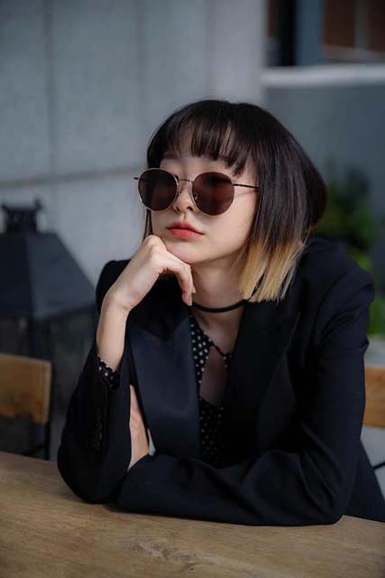 แฟชั่นสไตล์ คิมดามี itaewon class สาวหมวยสุดมั่นกับผมสั้น Dip Dye Hair มาแต่งตามกันเถอะ!