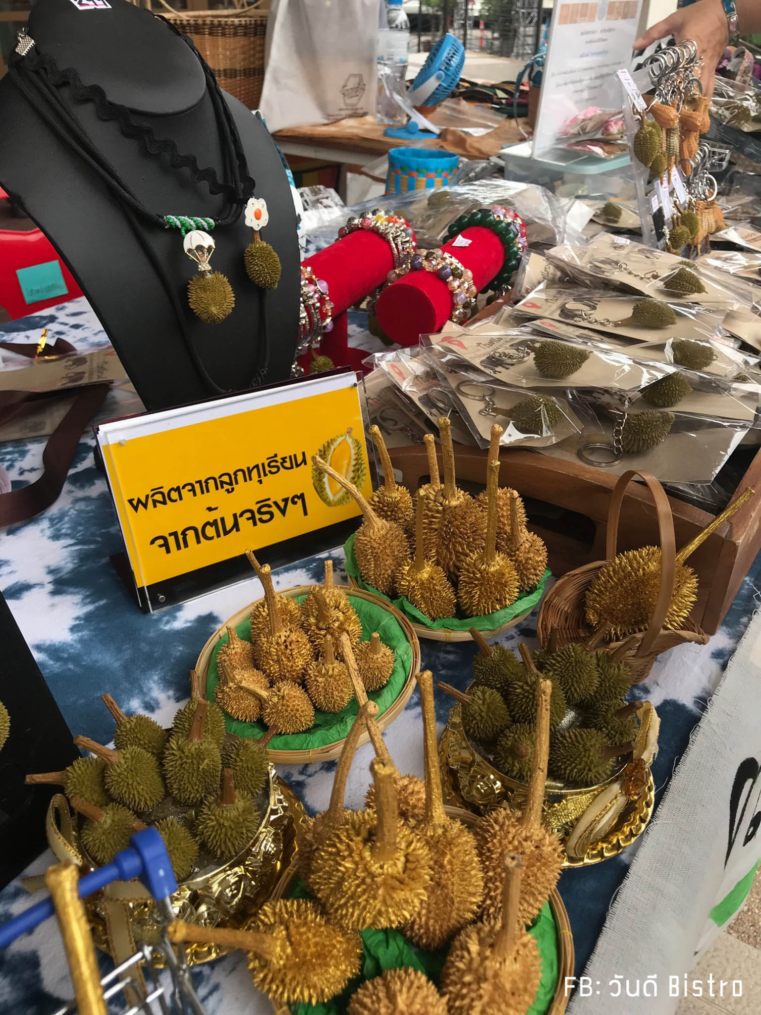 ทุเรียน ก็เป็นเครื่องประดับได้ ! accessory เก๋ๆ ไม่เหมือนใคร