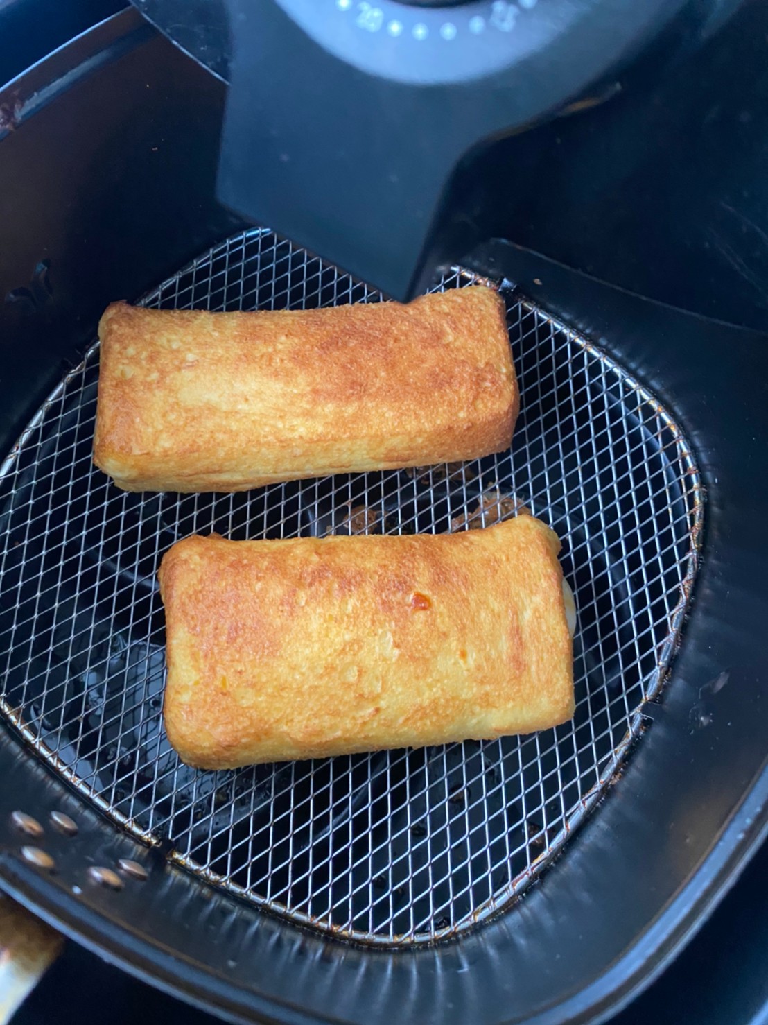 สูตร ปังไข่ชีสเยิ้ม ทำง่ายด้วยหม้อทอดไร้น้ำมัน