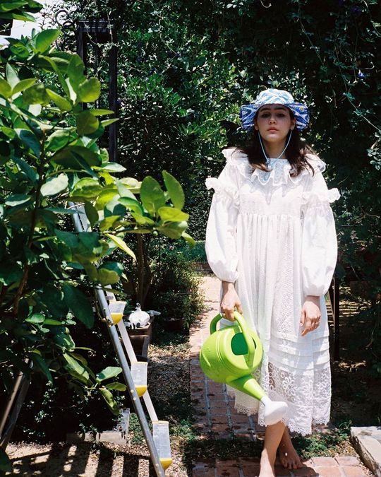 ส่องแฟชั่นแม่ชม ชมพู่ อารยา คุณแม่ที่แซ่บที่สุดแห่งยุค 2020