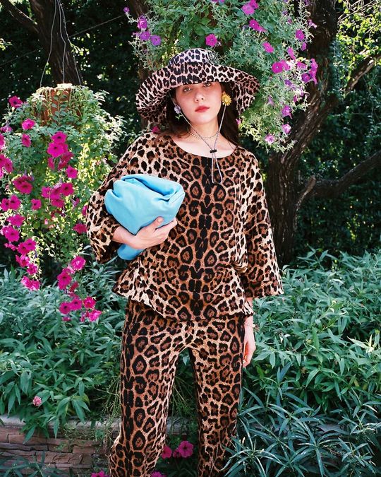 ส่องแฟชั่นแม่ชม ชมพู่ อารยา คุณแม่ที่แซ่บที่สุดแห่งยุค 2020