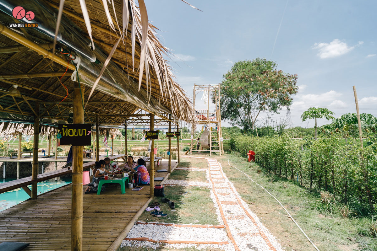 รจนา คาเฟ่ ร้านอาหารกลางทุ่งนา วิวหลักล้านย่านบางบัวทอง - Rojjana Cafe restaurant