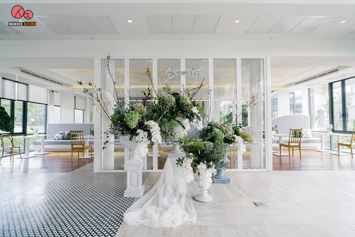 Boonta Flowers & Cafe คาเฟ่ดอกไม้เอาใจสายฟรุ้งฟริ้ง