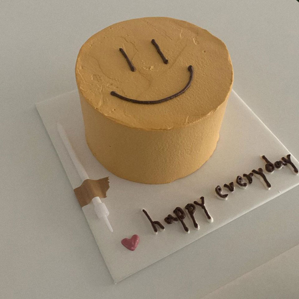 April Trees  ร้านขนมเค้กที่มีแต่ความน่ารักเต็มไปหมด ของ เต็งหนึ่ง คณิศ