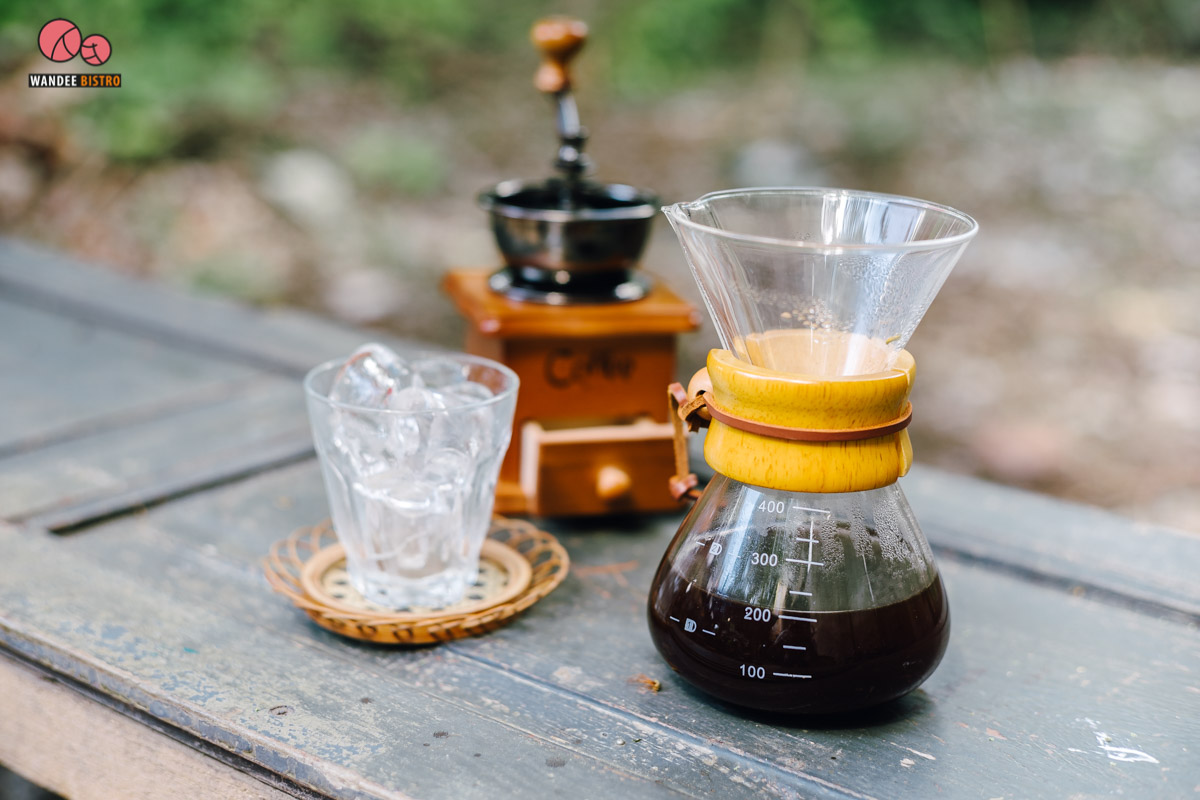 Deep Root Cafe ดิบ เท่ ในย่านสมเด็จเจ้าพระยา