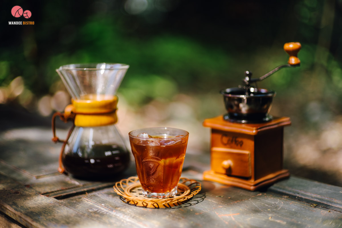 Deep Root Cafe ดิบ เท่ ในย่านสมเด็จเจ้าพระยา