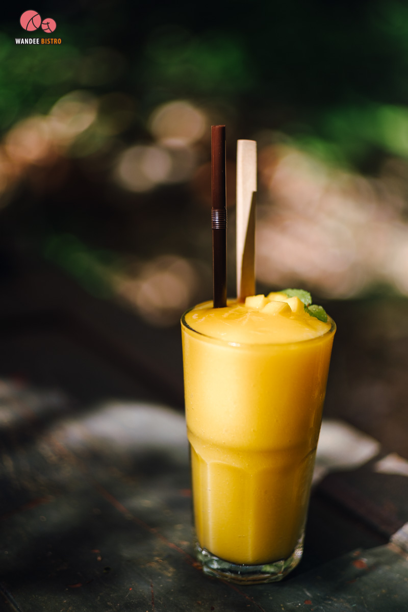 Deep Root Cafe ดิบ เท่ ในย่านสมเด็จเจ้าพระยา