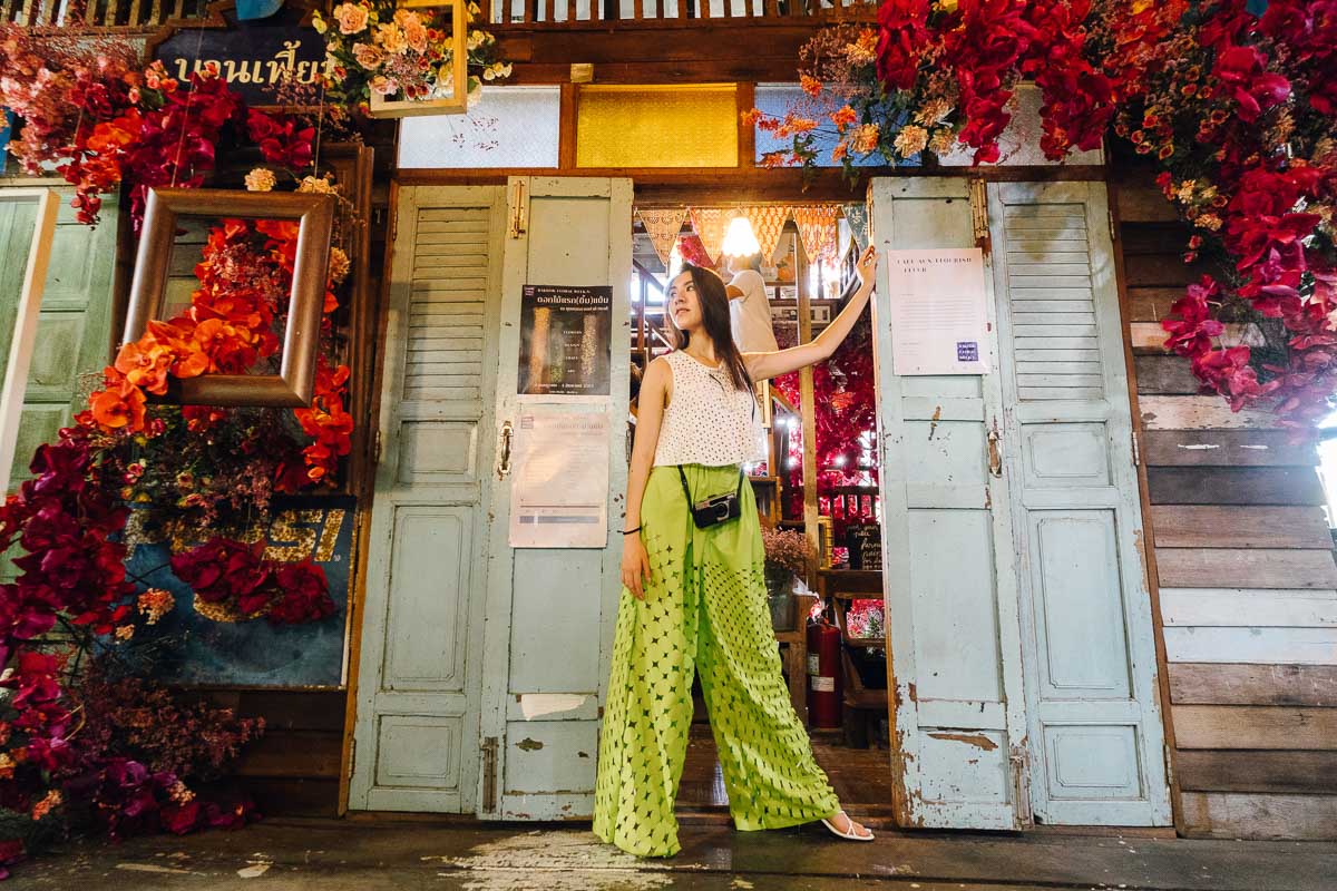 ถ่ายรูปสวยทุกมุม งานดอกไม้และศิลปะเก๋ ๆ RakDok Floral Week(s) ชุมชนตลาดเก่าหัวตะเข้