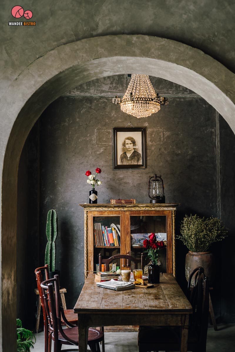 Black Wood café คาเฟ่แอนด์สตูดิโอ