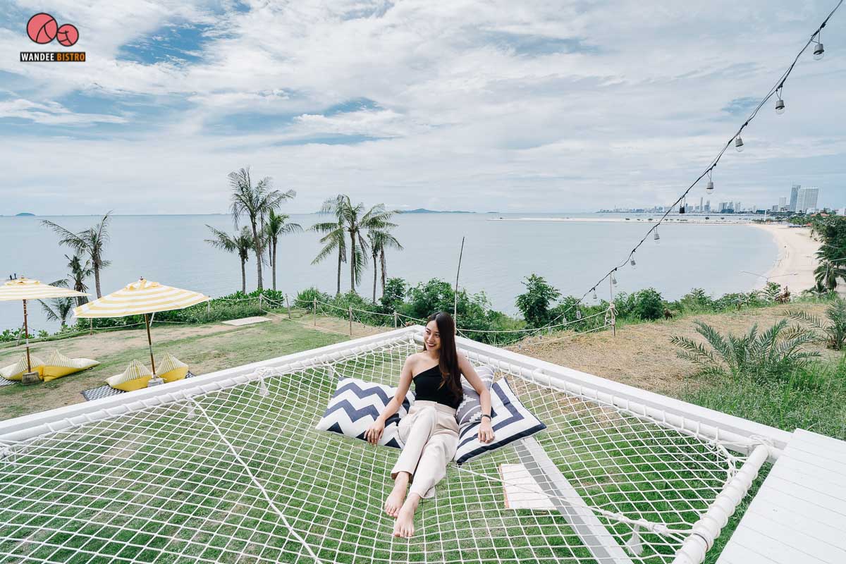 Papa Beach Pattaya คาเฟ่สไตล์บาหลีริมหาดพัทยา