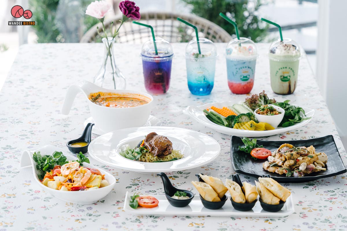 The Frog Prince Café & Eatery คาเฟ่เจ้าชายกบ