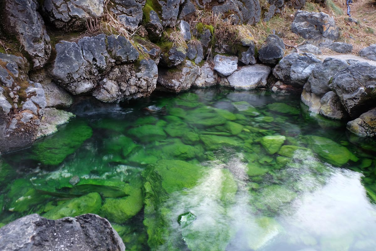 แช่ออนเซ็นธรรมชาติ เริดที่สุด ติดอันดับ 1 ใน 10 ในญี่ปุ่น ที่ Kasatsu Onsen