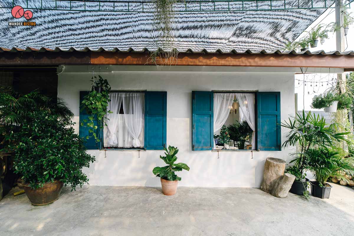 Botanica House คาเฟ่เล็กๆ ในสวนกล้วยไม้ น่ารักอบอุ่นกับเมนูโฮมเมด