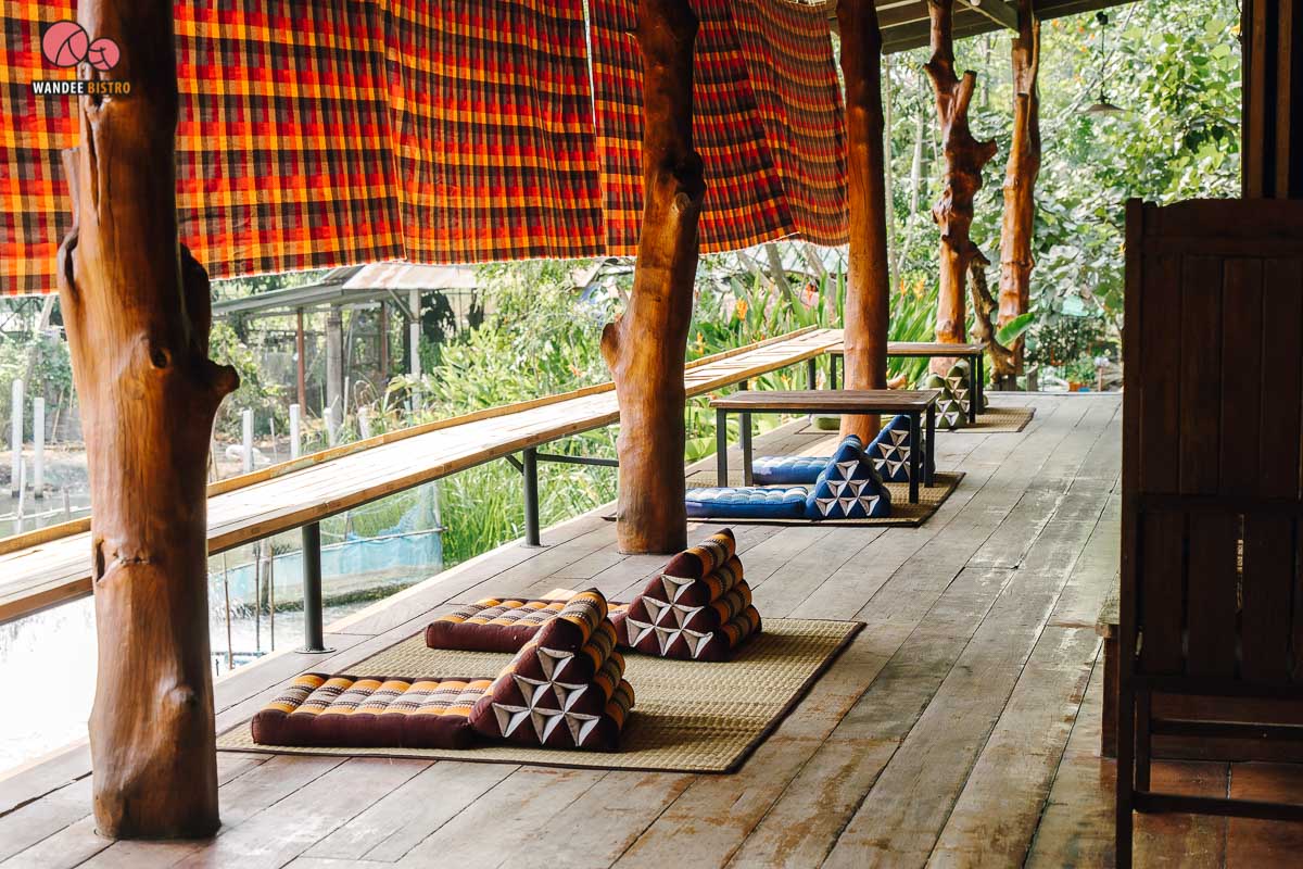 CABIN 4 Restaurant & Cafe ร้านสไตล์บ้านไม้หลังใหญ่ ร่มรื่น ผ่อนคลาย เงียบสงบ