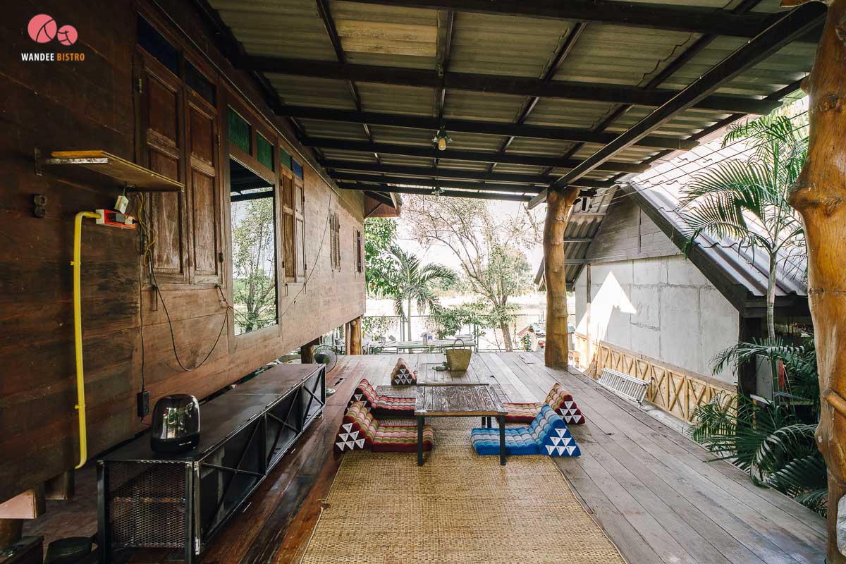 CABIN 4 Restaurant & Cafe ร้านสไตล์บ้านไม้หลังใหญ่ ร่มรื่น ผ่อนคลาย เงียบสงบ