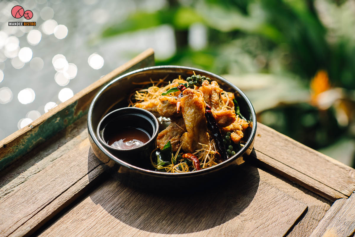 CABIN 4 Restaurant & Cafe ร้านสไตล์บ้านไม้หลังใหญ่ ร่มรื่น ผ่อนคลาย เงียบสงบ