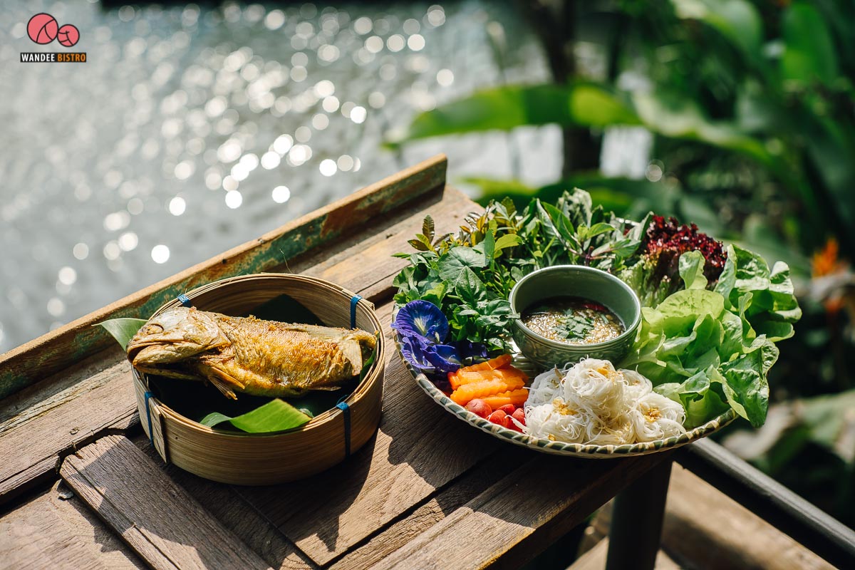 CABIN 4 Restaurant & Cafe ร้านสไตล์บ้านไม้หลังใหญ่ ร่มรื่น ผ่อนคลาย เงียบสงบ