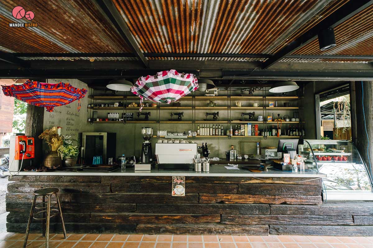 CABIN 4 Restaurant & Cafe ร้านสไตล์บ้านไม้หลังใหญ่ ร่มรื่น ผ่อนคลาย เงียบสงบ