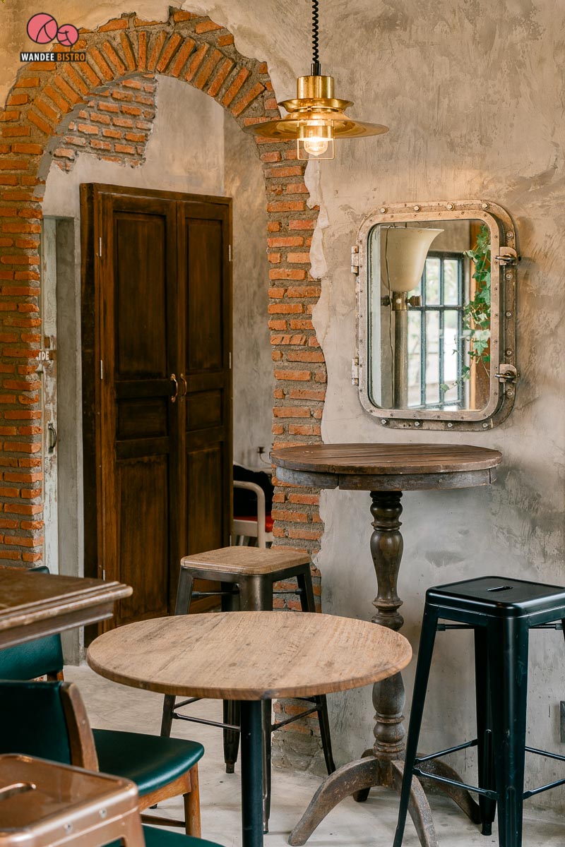 Rawvaela Cafe รอเวลา คาเฟ่สไตล์เมดิเตอเรเนียนมินิมอล ย่านตลาดน้ำคลองลัดมะยม 